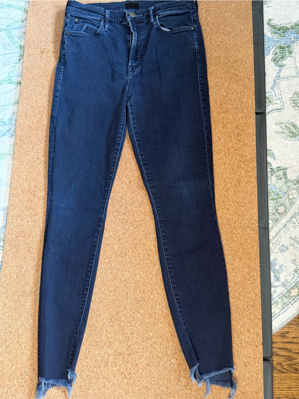 MOTHER Skinny Jeans in Blue